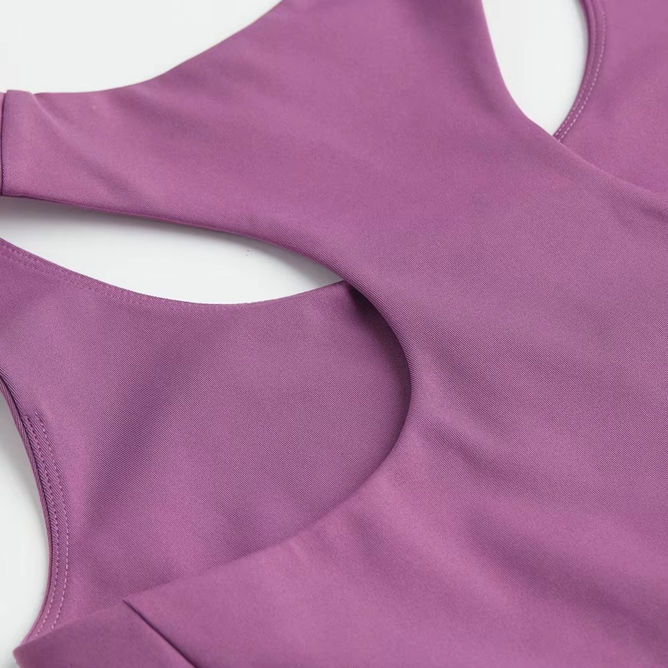 Womens Seamless Racerback Sports Bra Medium Support - Image 3